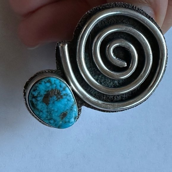 Native American Navajo Kingman Turquoise and Sterling Silver Large Ring size 7 - Picture 2 of 8